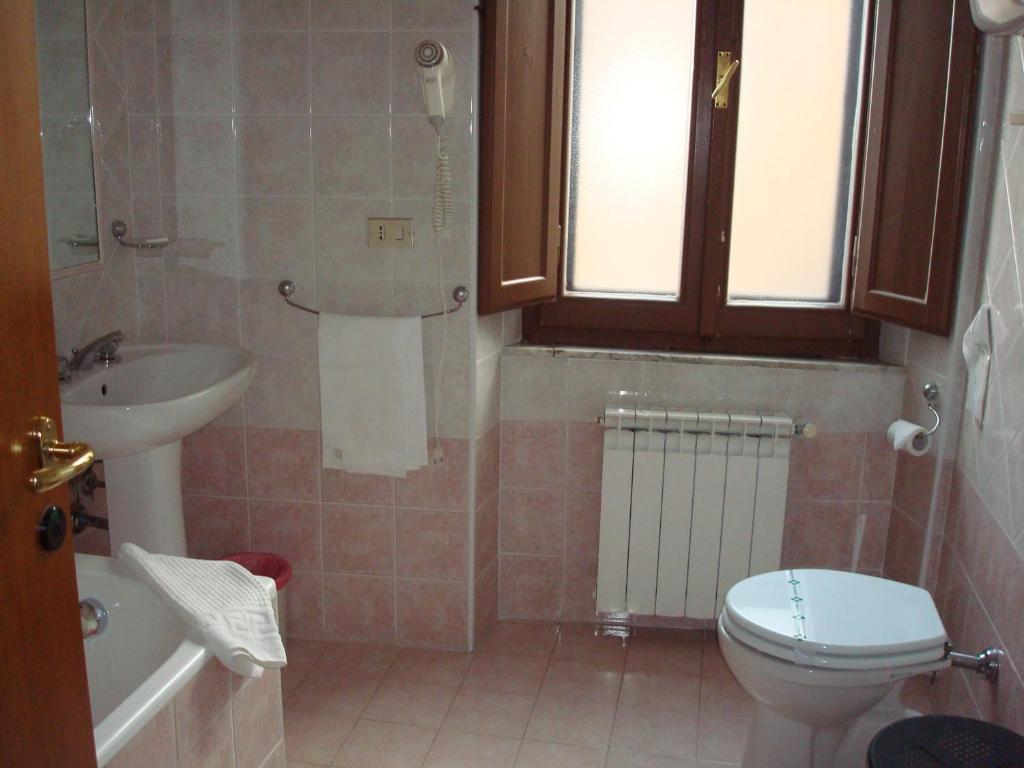 Albergo La Sfinge Chiusi Phòng bức ảnh